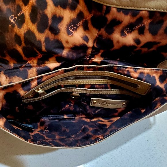 B. MAKOWSKY Genuine Leather Wristlet Clutch - Picture 5 of 6